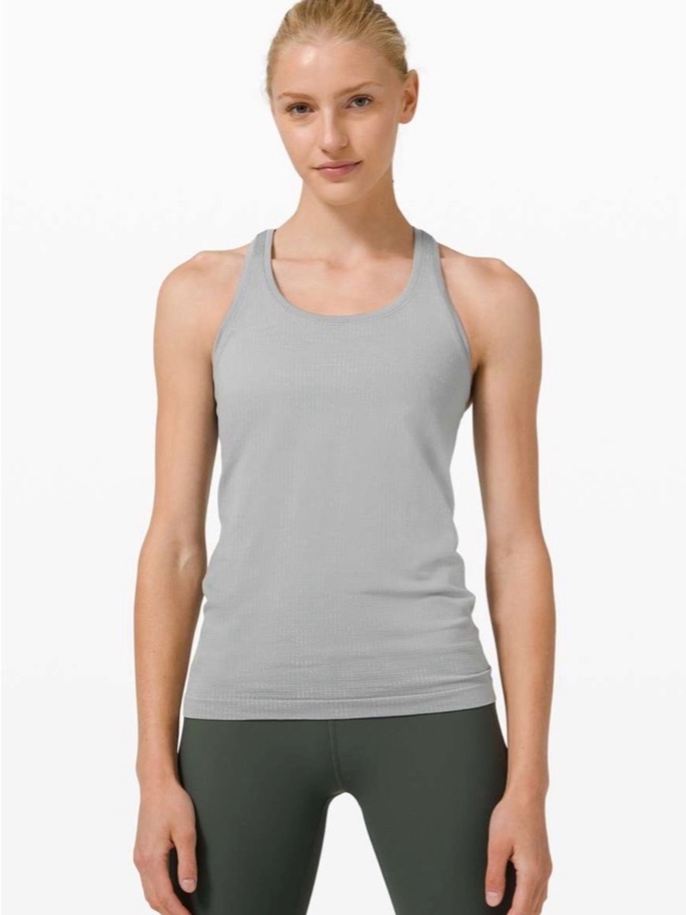 Lululemon Swiftly Tech Racerback 2.0
Disconnect Rhino Grey / Vapor - SZ 2